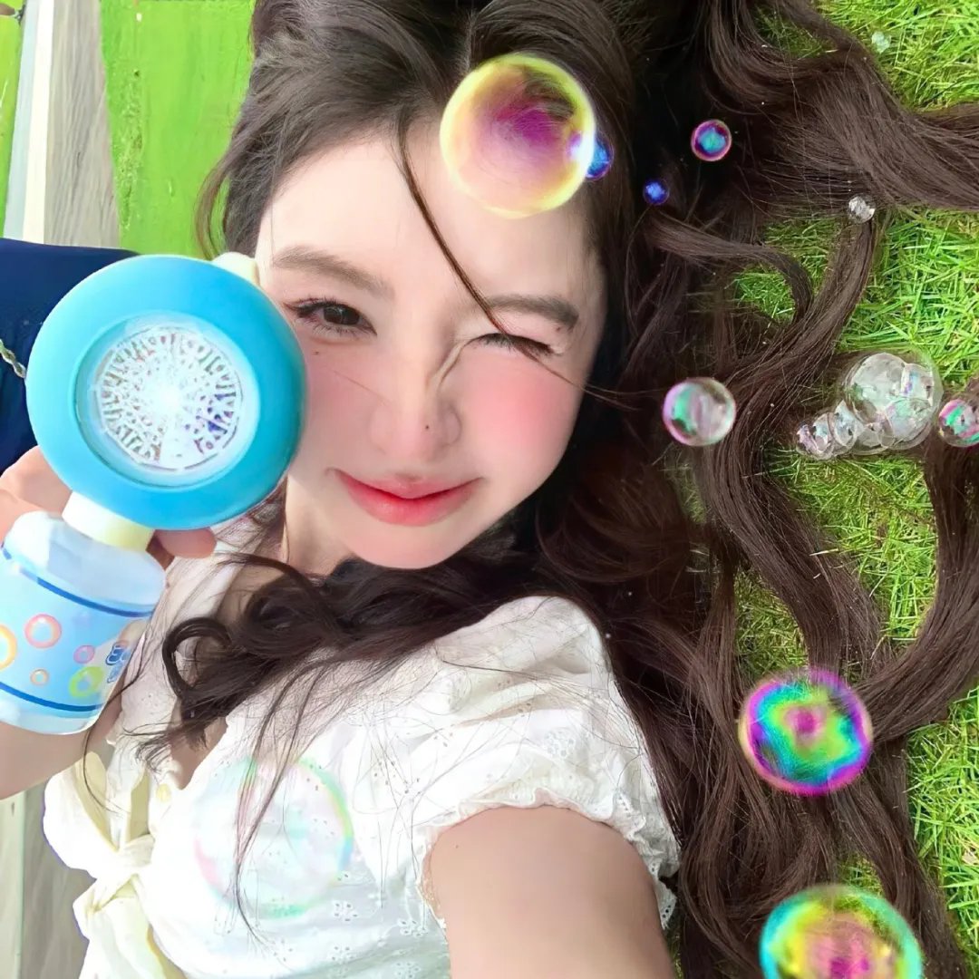 何百芮的地狱毒白